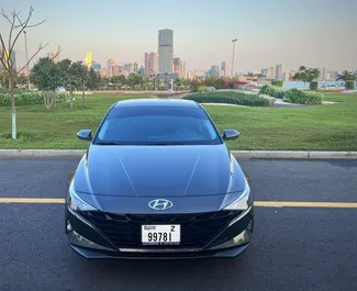 Vista frontale di un noleggio Hyundai Elantra a Dubai, Emirati Arabi Uniti ✓ Auto #13101. ✓ Cambio Automatico TM ✓ 0 recensioni.
