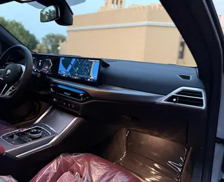 Motore Benzina da 2,0L di BMW 420i Cabrio 2025 per il noleggio a Dubai.