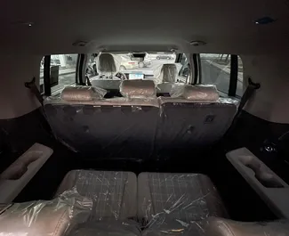 Noleggio auto Hyundai Santa Fe 2025 negli Emirati Arabi Uniti, con carburante Benzina e 191 cavalli di potenza ➤ A partire da 300 AED al giorno.