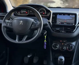 Motore Benzina da 1,2L di Peugeot 208 2017 per il noleggio a Budva.