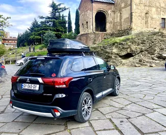 Noleggio auto Mitsubishi Outlander Xl 2018 in Georgia, con carburante Benzina e 170 cavalli di potenza ➤ A partire da 85 GEL al giorno.
