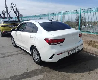 Noleggio Kia Rio. Auto Economica, Comfort per il noleggio in Armenia ✓ Cauzione di Deposito di 300 USD ✓ Opzioni assicurative RCT, CDW, Passeggeri, Furto, All'estero.