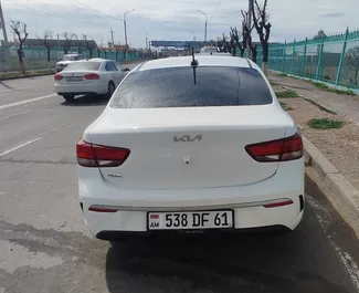 Motore Benzina da 1,6L di Kia Rio 2022 per il noleggio a Yerevan.