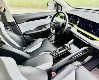 Noleggio auto Geely Coolray 2024 negli Emirati Arabi Uniti, con carburante Benzina e 176 cavalli di potenza ➤ A partire da 108 AED al giorno.