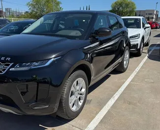 Land Rover Range Rover Evoque 2020 disponibile per il noleggio a Barcellona, con limite di chilometraggio di 250 km/giorno.