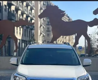 Noleggio Toyota Land Cruiser Prado. Auto Comfort, Premium, SUV per il noleggio in Azerbaigian ✓ Cauzione di Deposito di 300 AZN ✓ Opzioni assicurative RCT, CDW.