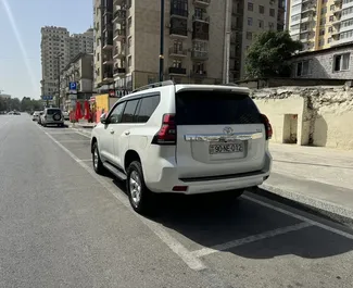 Noleggio auto Toyota Land Cruiser Prado 2015 in Azerbaigian, con carburante Benzina e 175 cavalli di potenza ➤ A partire da 99 AZN al giorno.