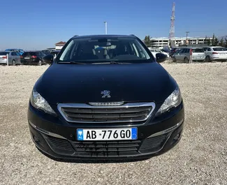 Vista frontale di un noleggio Peugeot 308 SW all'aeroporto di Tirana, Albania ✓ Auto #13163. ✓ Cambio Manuale TM ✓ 0 recensioni.