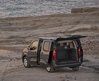 Noleggio auto Opel Combo Life #7513 Automatico a Istanbul, dotata di motore 1,5L ➤ Da Mustafa in Turchia.