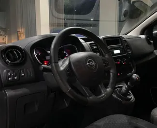 Noleggio Opel Vivaro. Auto Economica, Comfort, Monovolume per il noleggio in Albania ✓ Cauzione di Deposito di 400 EUR ✓ Opzioni assicurative RCT, CDW, SCDW, All'estero, Giovane, Senza deposito.
