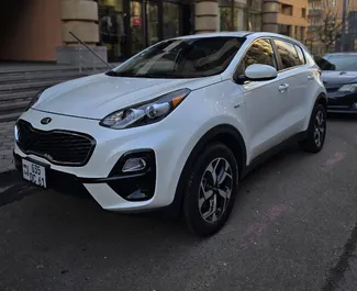 Vista frontale di un noleggio Kia Sportage a Yerevan, Armenia ✓ Auto #12956. ✓ Cambio Automatico TM ✓ 0 recensioni.