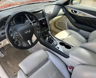 Motore Benzina da 2,0L di Infiniti Q50 2019 per il noleggio ad Alicante.
