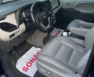 Noleggio auto Toyota Sienna #12331 Automatico a Yerevan, dotata di motore 3,5L ➤ Da Yervand in Armenia.
