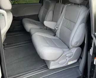 Noleggio auto Toyota Sienna 2020 in Armenia, con carburante Benzina e 296 cavalli di potenza ➤ A partire da 75 USD al giorno.