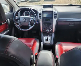 Noleggio auto Chevrolet Captiva 2014 in Albania, con carburante Diesel e 184 cavalli di potenza ➤ A partire da 40 EUR al giorno.