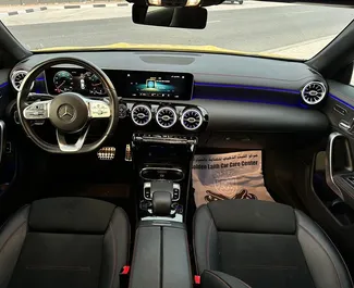 Motore Benzina da 2,0L di Mercedes-Benz CLA250 2022 per il noleggio a Dubai.