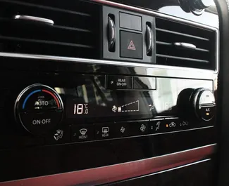 Noleggio auto Nissan Patrol 2022 negli Emirati Arabi Uniti, con carburante Benzina e 400 cavalli di potenza ➤ A partire da 450 AED al giorno.