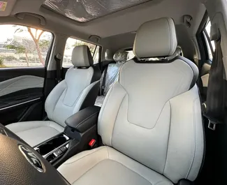 Noleggio auto JAC JS4 2024 negli Emirati Arabi Uniti, con carburante Benzina e 114 cavalli di potenza ➤ A partire da 140 AED al giorno.
