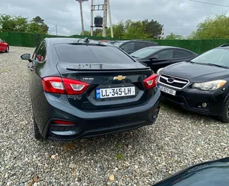 Noleggio auto Chevrolet Cruze 2018 in Georgia, con carburante Benzina e 153 cavalli di potenza ➤ A partire da 124 GEL al giorno.