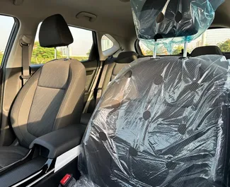 Noleggio Kia Seltos. Auto Economica, Comfort, Crossover per il noleggio negli Emirati Arabi Uniti ✓ Cauzione di Deposito di 2500 AED ✓ Opzioni assicurative RCT, CDW.