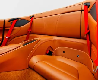 Noleggio auto Ferrari Portofino 2021 negli Emirati Arabi Uniti, con carburante Benzina e 591 cavalli di potenza ➤ A partire da 3000 AED al giorno.