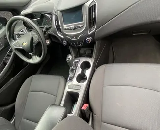 Motore Benzina da 1,4L di Chevrolet Cruze 2018 per il noleggio a Kutaisi.