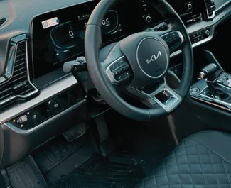 Motore Benzina da 2,5L di Kia Sportage 2023 per il noleggio a Tbilisi.