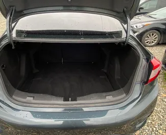 Chevrolet Cruze 2018 disponibile per il noleggio a Kutaisi, con limite di chilometraggio di illimitato.