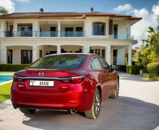 Mazda 6 2024 disponibile per il noleggio a Dubai, con limite di chilometraggio di illimitato.