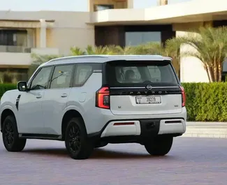 Nissan Patrol 2025 disponibile per il noleggio a Dubai, con limite di chilometraggio di illimitato.
