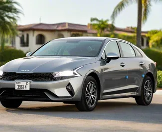 Noleggio auto Kia K5 2023 negli Emirati Arabi Uniti, con carburante Benzina e 194 cavalli di potenza ➤ A partire da 140 AED al giorno.