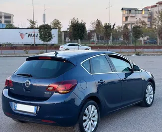 Noleggio auto Opel Astra 2016 in Albania, con carburante Diesel e 90 cavalli di potenza ➤ A partire da 17 EUR al giorno.