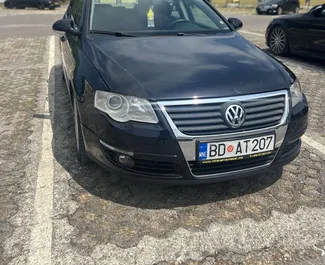 Noleggio Volkswagen Passat. Auto Comfort, Premium per il noleggio in Montenegro ✓ Cauzione di Deposito di 50 EUR ✓ Opzioni assicurative RCT, CDW, SCDW, Furto, All'estero.