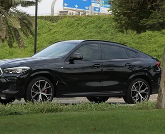 Motore Benzina da 3,0L di BMW X6 2022 per il noleggio a Dubai.