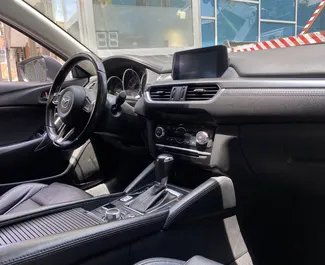 Mazda 6 2017 disponibile per il noleggio a Tbilisi, con limite di chilometraggio di illimitato.