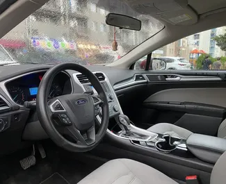 Motore Benzina da 2,5L di Ford Fusion Sedan 2015 per il noleggio a Tbilisi.