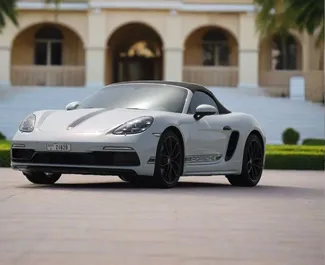 Noleggio Porsche 718 Boxster. Auto Premium, Lusso, Cabrio per il noleggio negli Emirati Arabi Uniti ✓ Cauzione di Deposito di 2500 AED ✓ Opzioni assicurative RCT.