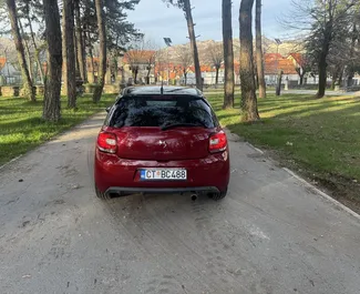 Noleggio Citroen DS3. Auto Economica, Comfort per il noleggio in Montenegro ✓ Cauzione di Deposito di 100 EUR ✓ Opzioni assicurative RCT, SCDW, All'estero.