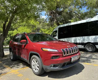 Noleggio auto Jeep Cherokee #13412 Automatico a Tbilisi, dotata di motore 2,4L ➤ Da Giorgi in Georgia.