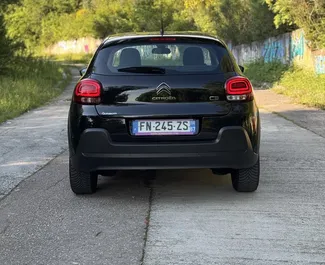 Noleggio Citroen C3. Auto Economica, Comfort, Crossover per il noleggio in Montenegro ✓ Cauzione di Deposito di 200 EUR ✓ Opzioni assicurative RCT, CDW, SCDW, FDW, Furto, All'estero, Giovane.