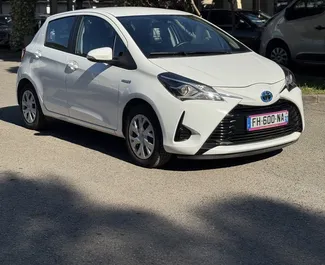 Noleggio Toyota Yaris. Auto Economica, Comfort per il noleggio in Montenegro ✓ Cauzione di Deposito di 200 EUR ✓ Opzioni assicurative RCT, CDW, SCDW, FDW, All'estero.