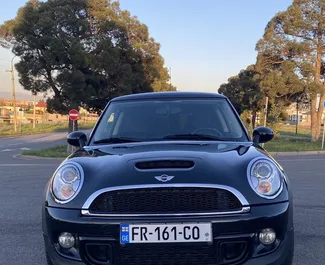 Noleggio Mini Cooper S. Auto Comfort, Premium, Cabrio per il noleggio in Georgia ✓ Cauzione di Senza deposito ✓ Opzioni assicurative RCT, SCDW, FDW, Passeggeri, Furto, Senza deposito.