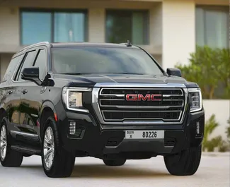 Noleggio auto GMC Yukon 2023 negli Emirati Arabi Uniti, con carburante Benzina e 355 cavalli di potenza ➤ A partire da 500 AED al giorno.