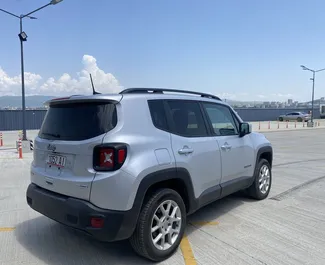 Motore Benzina da 2,4L di Jeep Renegade 2020 per il noleggio a Tbilisi.