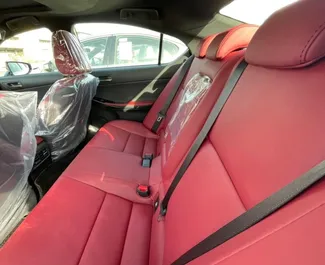 Motore Benzina da 2,0L di Lexus IS300 2022 per il noleggio a Dubai.