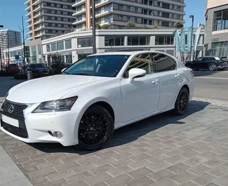 Vista frontale di un noleggio Lexus GS350 a Baku, Azerbaigian ✓ Auto #11949. ✓ Cambio Automatico TM ✓ 0 recensioni.
