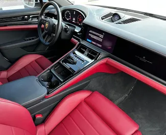 Noleggio auto Porsche Panamera #13331 Automatico a Dubai, dotata di motore 2,9L ➤ Da Mohammad negli Emirati Arabi Uniti.