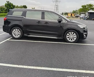 Noleggio auto Kia Carnival 2017 in Thailandia, con carburante Diesel e  cavalli di potenza ➤ A partire da 2850 THB al giorno.