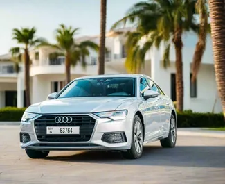 Vista frontale di un noleggio Audi A6 a Dubai, Emirati Arabi Uniti ✓ Auto #13374. ✓ Cambio Automatico TM ✓ 0 recensioni.