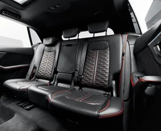 Noleggio Audi RS Q8. Auto Premium, Lusso, SUV, Crossover per il noleggio negli Emirati Arabi Uniti ✓ Cauzione di Deposito di 2500 AED ✓ Opzioni assicurative RCT.